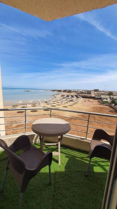 Casablanca Beach Direct Sea View Tow Bedroom Apartment Хургада Экстерьер фото